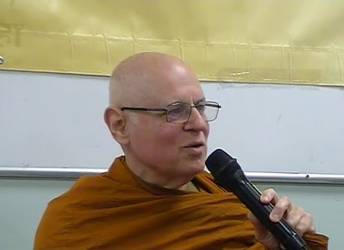 הנזיר המכובד פניננדו בהיקהו